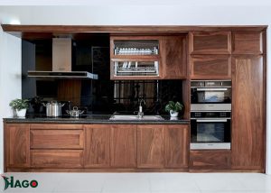 Tủ bếp mặt đá sang trọng và đầy đủ công năng